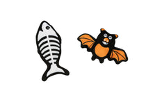 Load image into Gallery viewer, Bat & Fish Skeleton Halloween Cat Toys, Set of 2